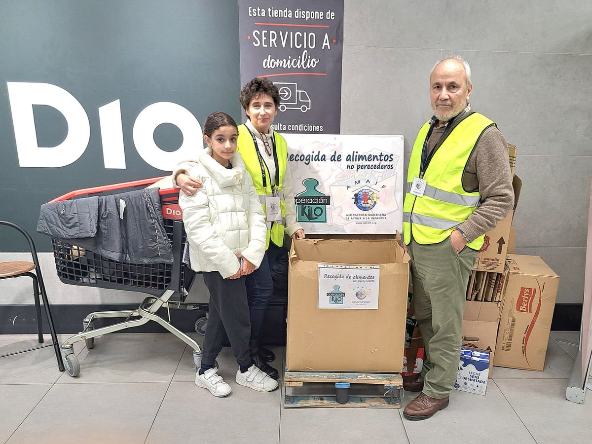 Operación Kilo Amaif 2025
En el 5° día se recogieron 219,8 kg de alimentos, haciendo un total de 1.291,8 kg. 

Carmen, Manuela, Julián, Amando y Carlos estuvieron hoy en el supermercado Día de c/Juan Duque 28. 

Mañana domingo seguimos en el mismo punto de recogida de alimentos.
