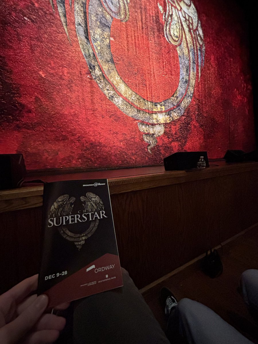 vangundystan_'s tweet photo. #Playbill is back. First time at the Ordway; front row for Jesus Christ Superstar. 6/10. A couple thoughts - The Ordway is sweet inside but needs a better marquee. Didn’t love the casting for Jesus. If anyone knows the girl who was # 1 swing pls lmk. https://t.co/o1qgzcwUGH