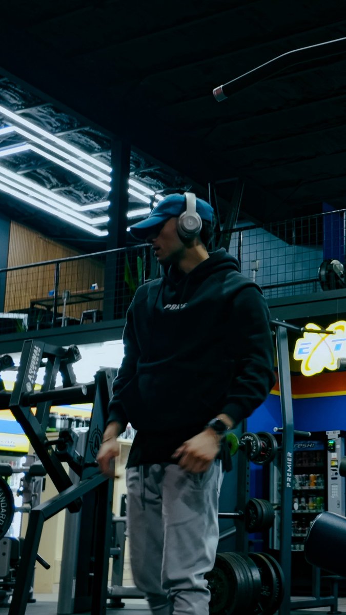 SoSickVic's tweet photo. What are you waiting for? Start now. 
•
#Motivation #FitnessMotivation #gymmotivation #gym #Fitness https://t.co/y5URLmT6LB