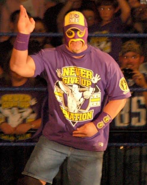 Pumaficionado's tweet photo. 🇲🇽 During the 2000–2010 era and in recent years, John Cena was a real phenomenon in Mexico. He was everywhere: T-shirts, caps, toys, videogames, birthday parties, keychains, plush toys, “tazos,” glasses, mugs, plates, and many more items. ++
#ThankYouCena
#NeverGiveUp #WWEMexico https://t.co/tbpi4DcUcJ