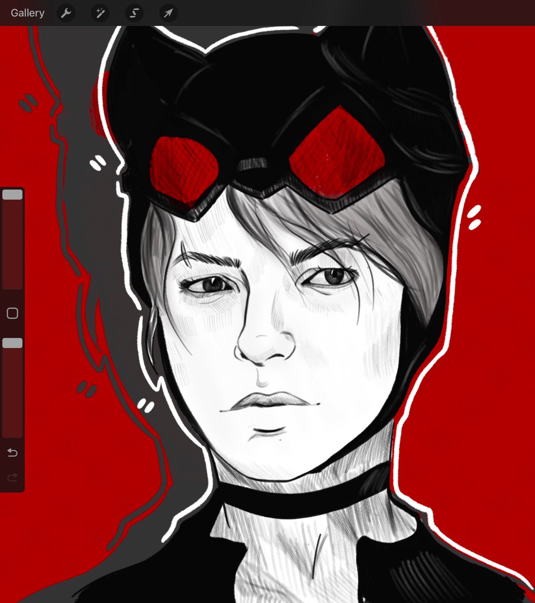 arthursnotes's tweet photo. catwoman abigail marston 😛 https://t.co/Au32nxlK1p
