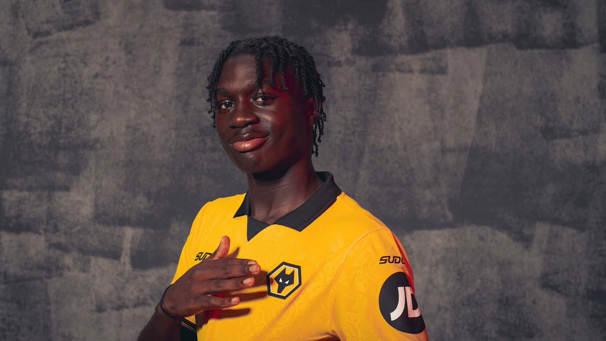 Mateus Mane - This kid is 18 years old, he came off the bench at Arsenal and the first thing he did was pick up the ball and RUN at their defence! No fear! He needs to start going forward this season! Buzzing he got the assist! Cruel ending, but proud of him! #wwfc
