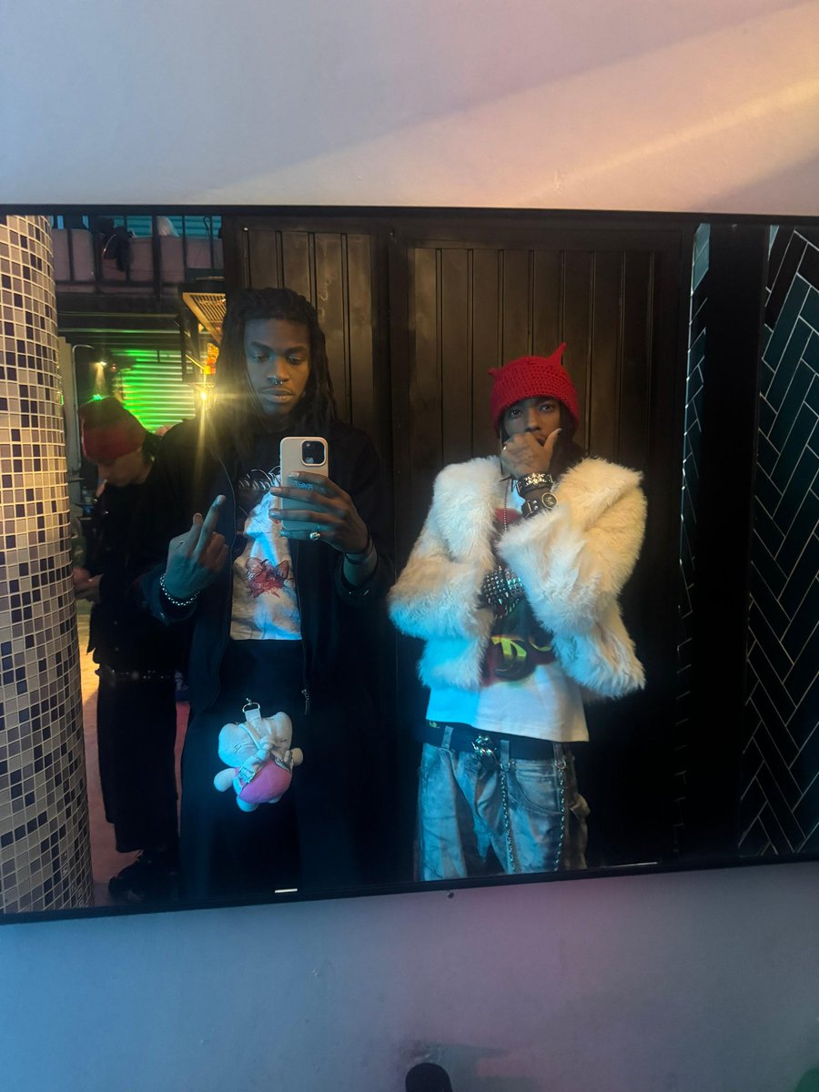 notunrboy tweet media