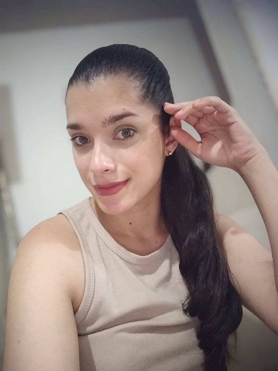 angelica96 tweet media