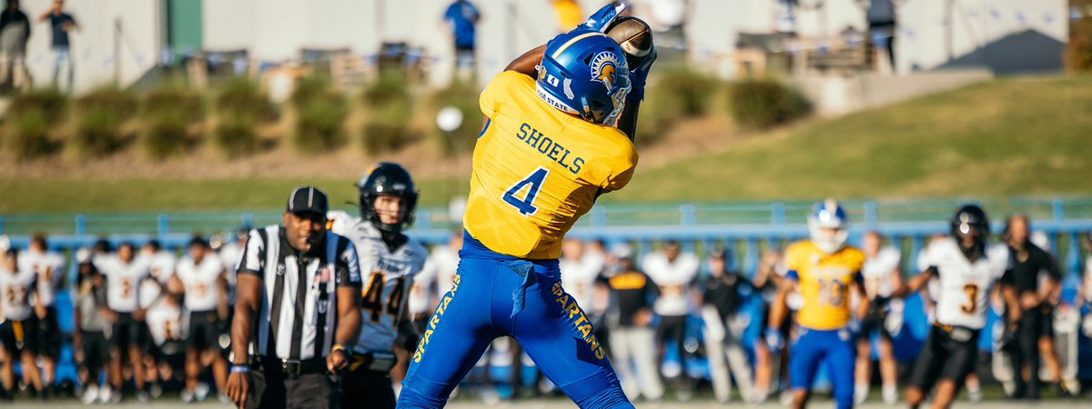TheCFBNation's tweet photo. San Jose State WR Kyri Shoels Has Announced He Will Enter The Transfer Portal 

Shoels Has 59 Rec, 768 Yds, &amp; 2 TDs For The Spartans This Season 

#GoCFB #CollegeFootball @4shoels #ThisIsSparta #AllSpartans https://t.co/qB5dt6rZds
