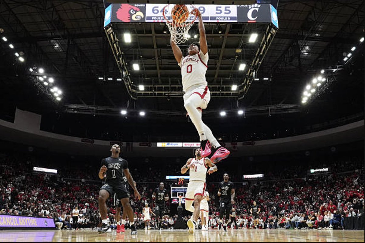 CardChronicle's tweet image. Kentucky ✔️
Cincinnati ✔️
Indiana ✔️
Memphis State ✔️

Four wins by a combined 53 points. 

Louisville's 2025 Rivalry Tour is complete.