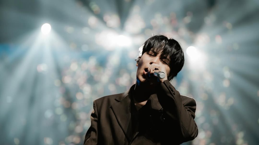 lovelifebeauty_'s tweet photo. hello?!? these Jongho’s photos?!? https://t.co/3E0P8vLNtC