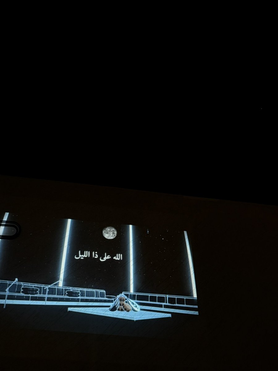 "يجب على كل إنسان أن يكون سعيدًا مع نفسه، قبل أن يكون سعيدًا مع أي شخص."