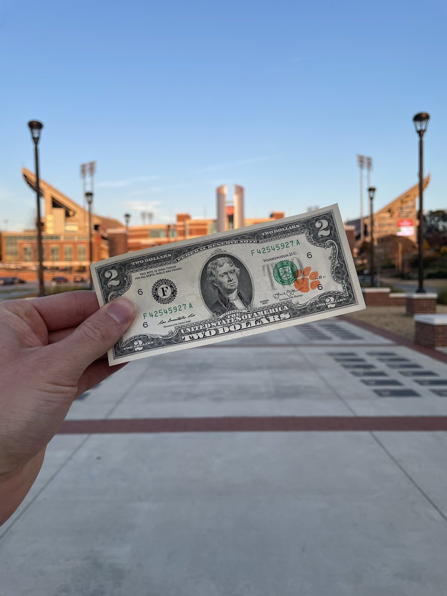 ClemsonTigers's tweet image. 🧡💜