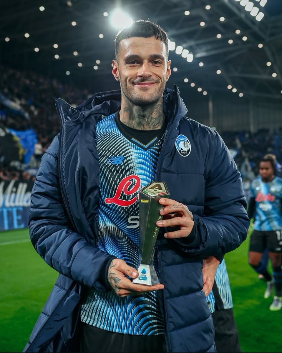 HaberMUWK07's tweet photo. I propose creating a new chant:
Tsaminamina e e
Waka waka eeee
Thirty million down the drain
Scamacca scores again 🙌
#ATACAG #AtalantaCagliari #atalanta #SerieA https://t.co/VuKFvHnK1r