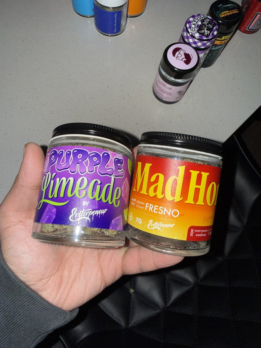 harlem_milly's tweet photo. @TheDonClub Via purple limeade deff like a 6-7 out of 10 for me https://t.co/XxAP0GktGO
