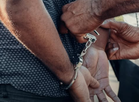 قرار جديد من النيابة فى واقعة اتهام مدرب كرة قدم بالتعدي على الأطفال بـ المنصورة.. عاجل 