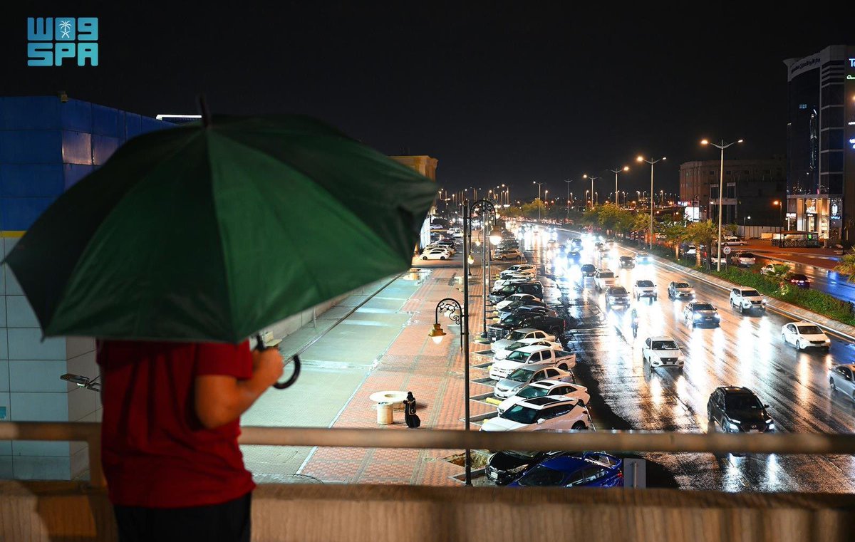 Dmm_city's tweet photo. الدمام فاتنة دائماً ❤️
وتشتد فتنة في الشتاء ☔️
ومع المطر وتحت الغيوم 🌧️ https://t.co/NpWgF1jMNi