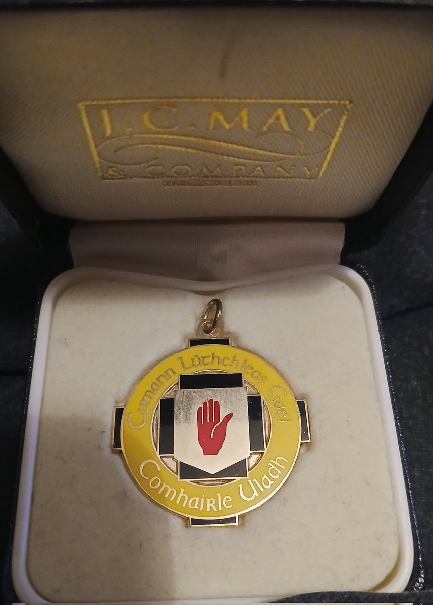 p_dader's tweet photo. Delighted that our Footballers @ScotstownGAA  join our highly successful Scór Wing of the Club in bringing some of these back to the Club tonight! #AnBhothAbú https://t.co/xjqhScETvQ