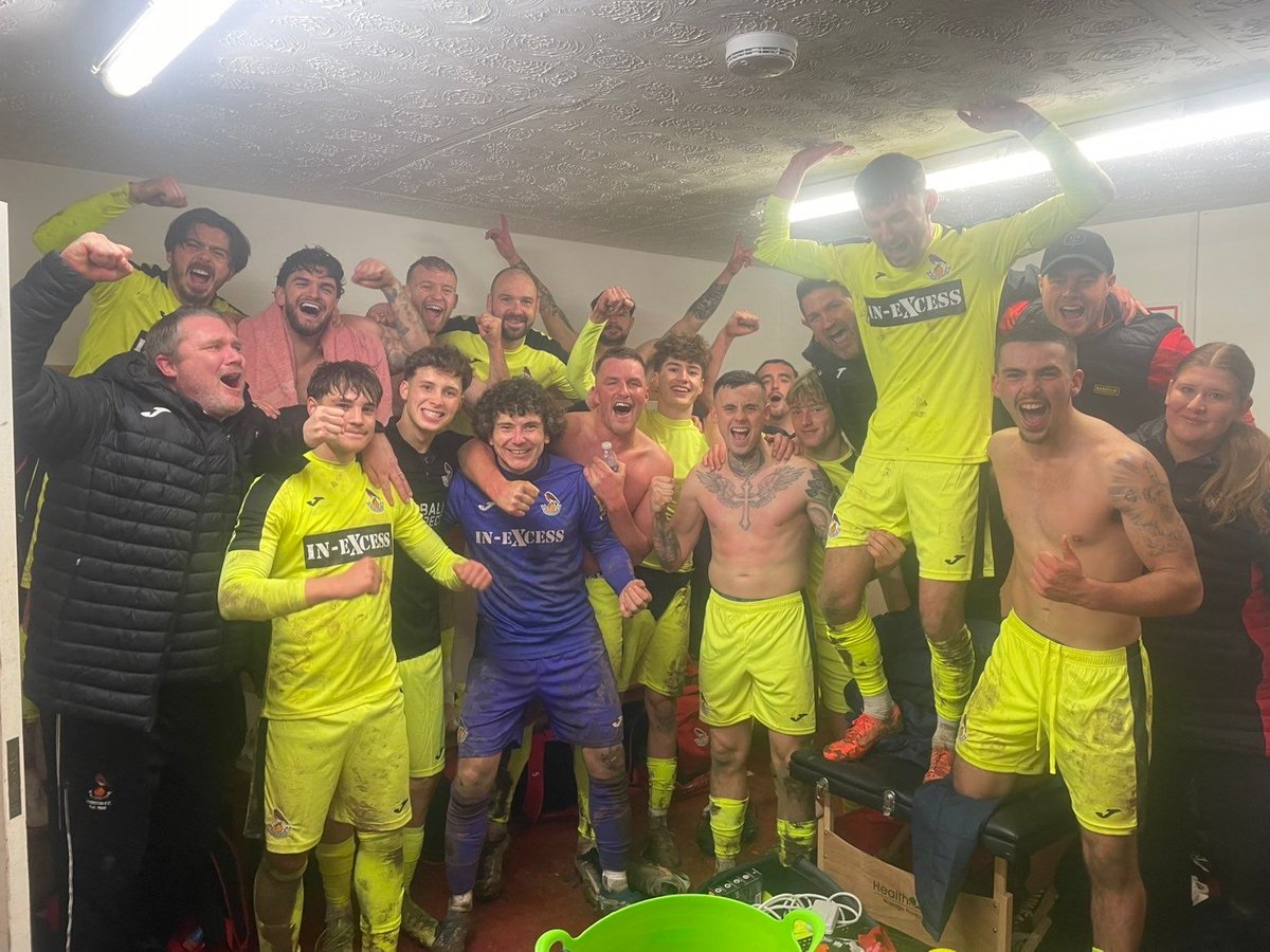 Chris Hart tweet media