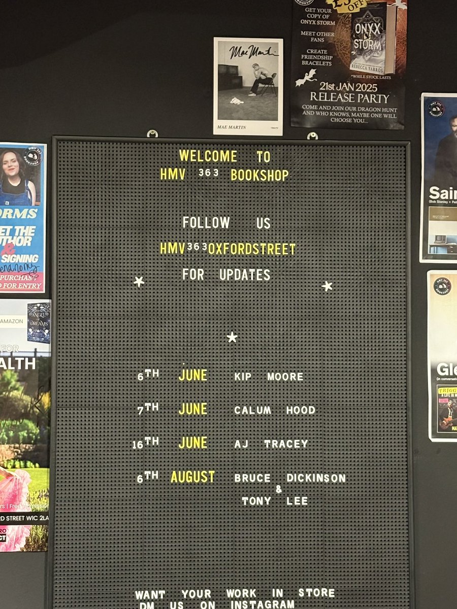 flatIinecth's tweet image. happy 6 months to my most anticipated release! oco will forever be more than just an album to me and everyday i fall more and more in love with it @Calum5SOS we miss our ceo !! 💙