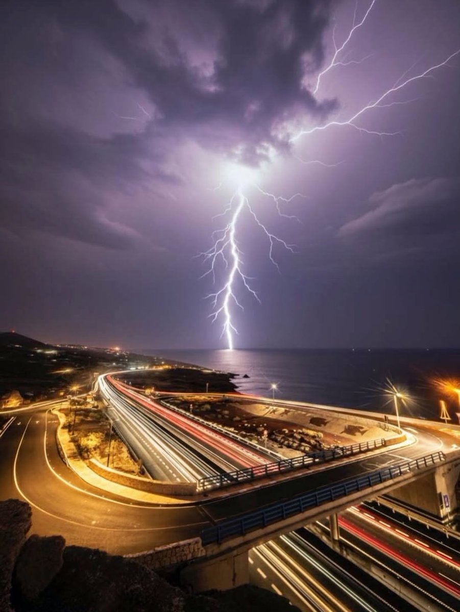 La Borrasca Emilia deja imágenes como esta.

Fotografía de <a href="/oliver/">Oliver Kohl</a>.fomg