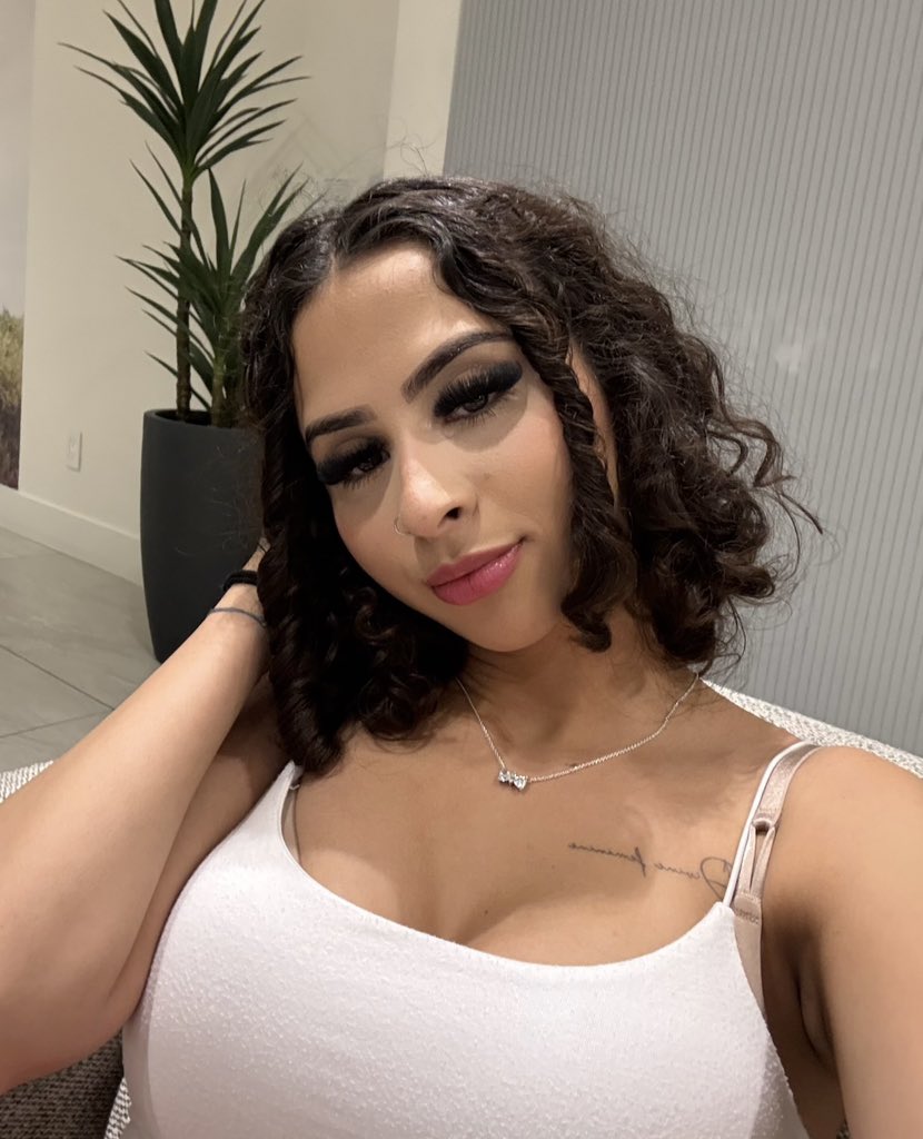 TinaLaBonita💋 tweet media