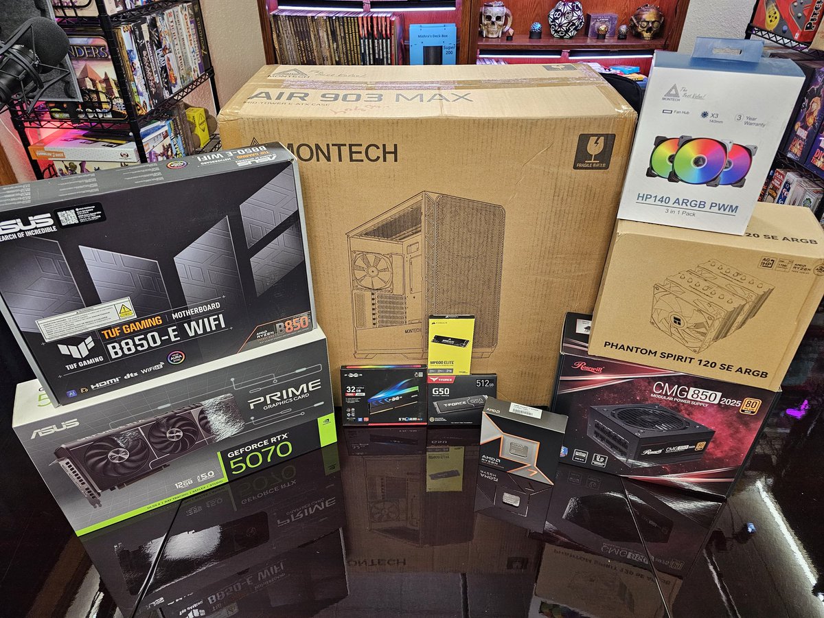 Dark Moon Custom PCs tweet media