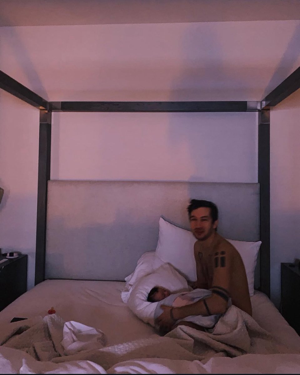 autumn ψ tweet media