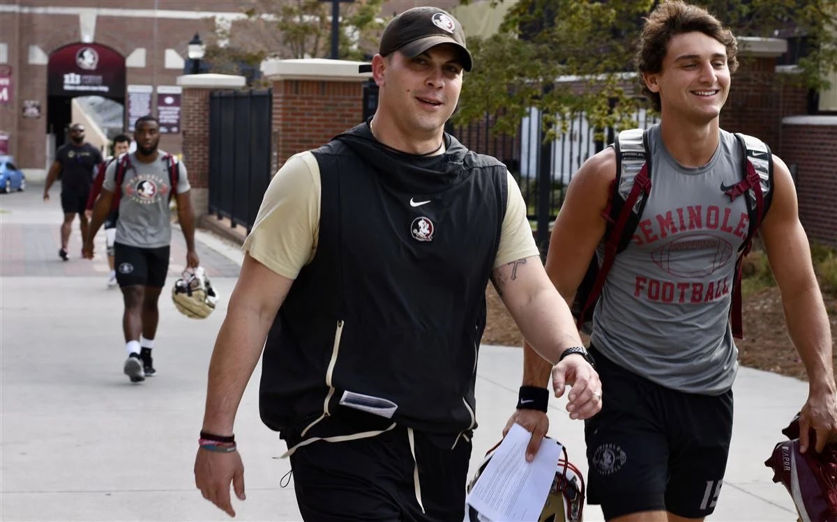 mzenitz's tweet image. Florida State quarterbacks coach Tony Tokarz is expected to be hired as the offensive coordinator at Buffalo, sources tell me and @chris_hummer for @CBSSports.

Has worked at FSU since 2020 and has coached and developed players like 2023 ACC Player of the Year Jordan Travis.