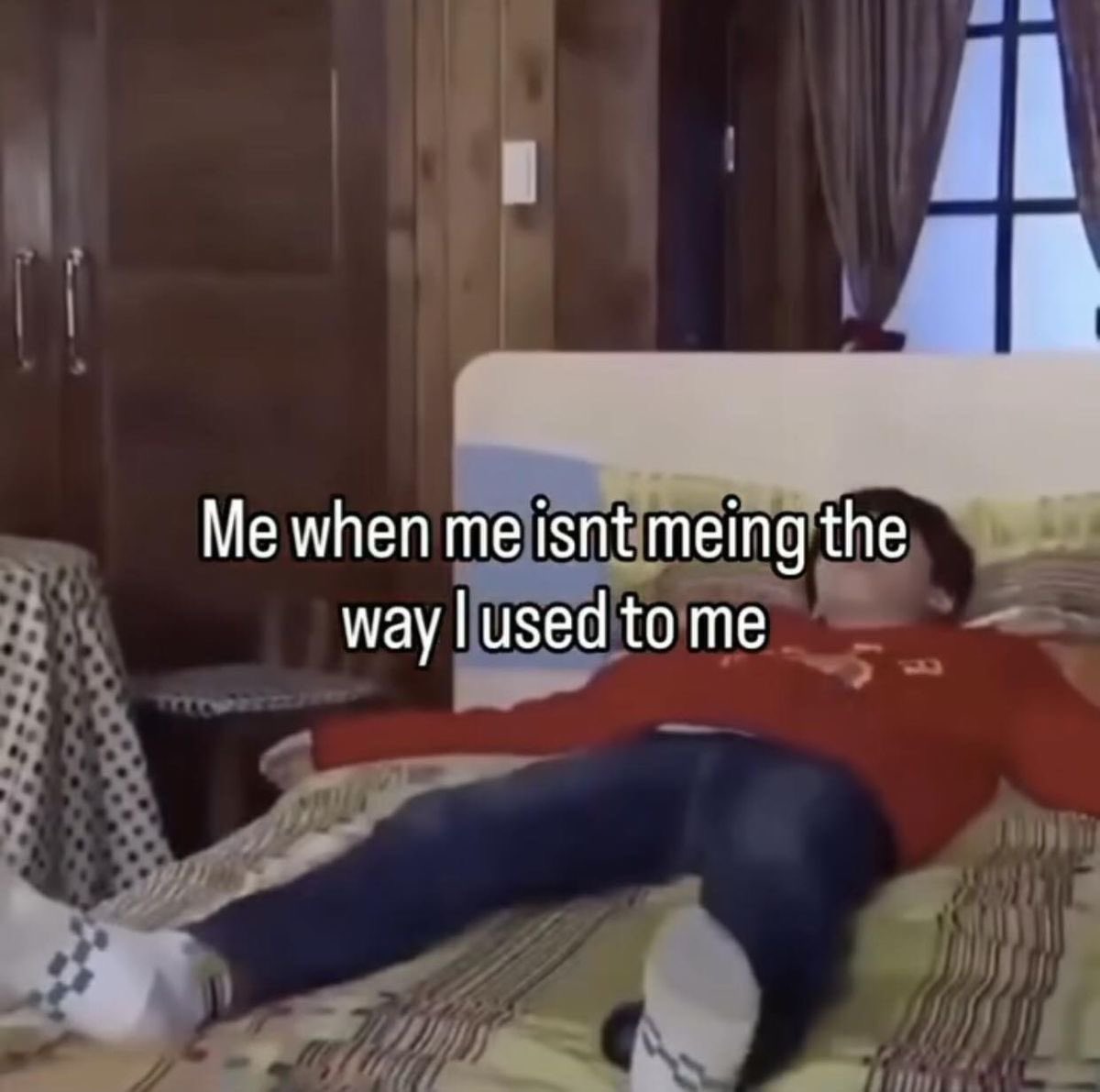 whotfisjovana's tweet image. 