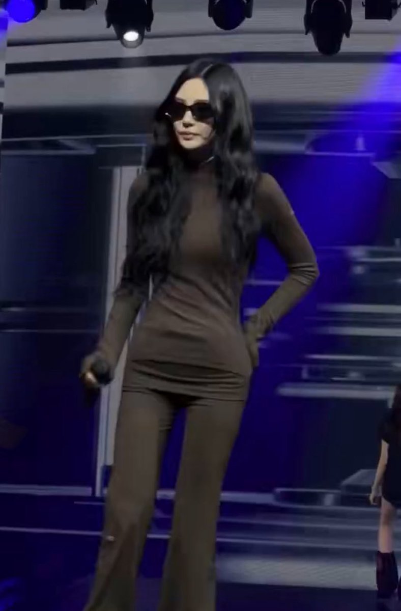 𝑬𝒖𝒏𝜗𝜚 tweet media