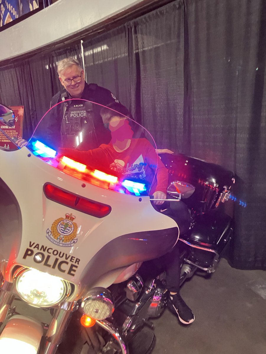 VPD Traffic Section tweet media