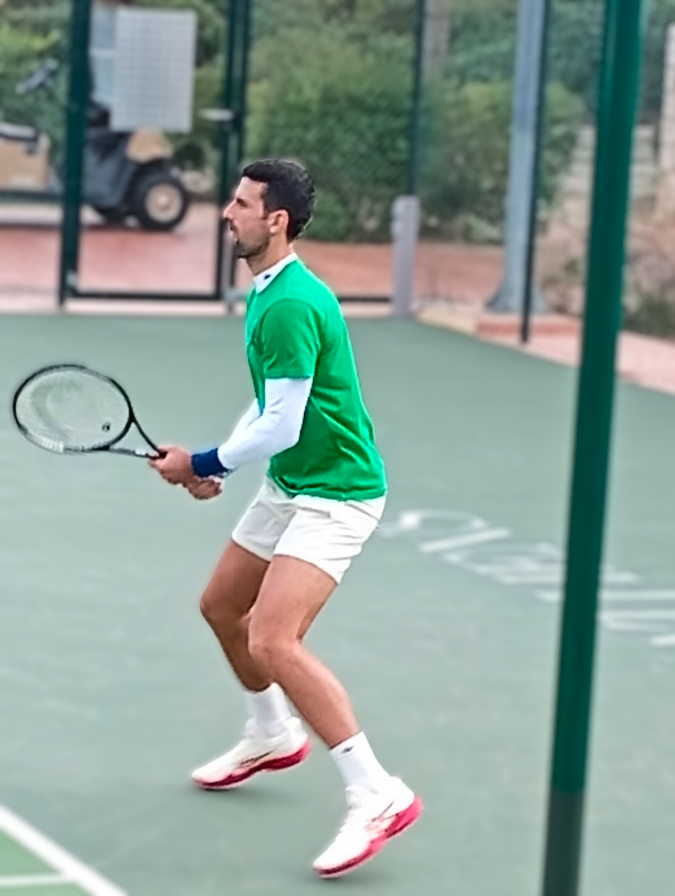 DjokovicFan_'s tweet photo. 🚨Novak Djokovic has hired a new member to his team.

Dr. Mark Kovacs is working with Novak with a focus on physical conditioning, injury prevention, biomechanics, recovery, and on-court performance optimization.

Novak is rebuilding his body and training hard for the new season. https://t.co/euYhXL02MT