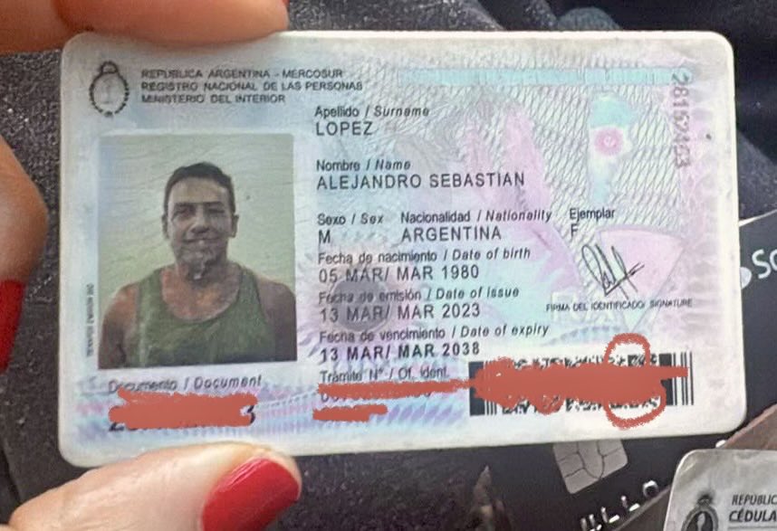 Maria R. Alcobendas tweet media