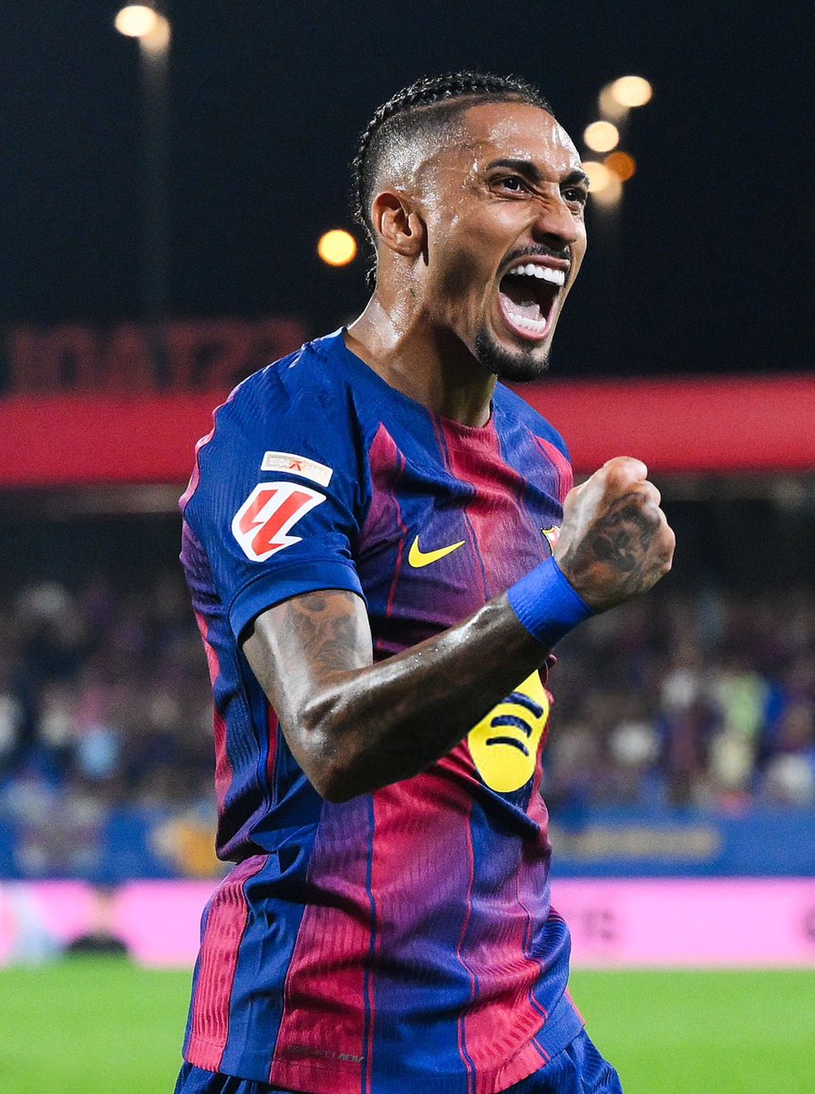 Joyeux anniversaire à Raphinha 🇧🇷 qui fête aujourd’hui ses 29 ans. 🎂

Quelle évolution ce joueur. 🤩