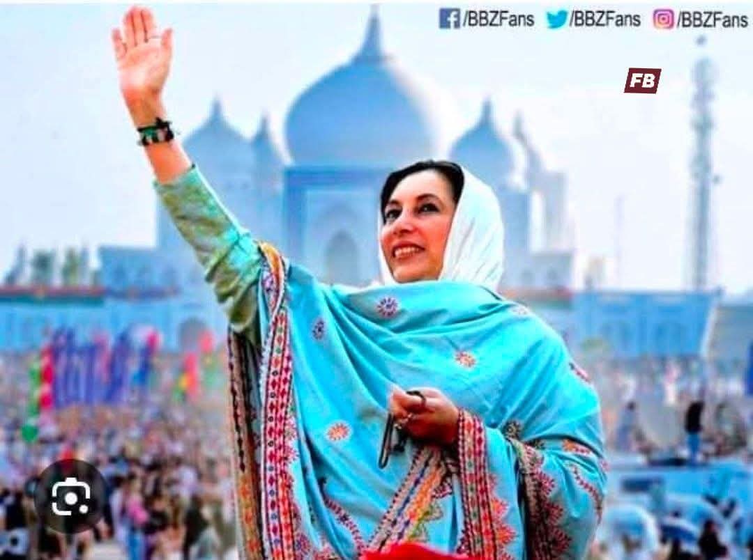 WaseemJiyala786's tweet photo. سنبھل نہیں پایا تھا ابھی دل
کہ دسمبر پھر لوٹ آیا ہے! 💔
#27Dec2007 #SalamBibiShaheedBenazir
#MissYouSMBB #BlackDecember
Bilawal Bhutto Zardari
Pakistan Peoples Party - PPP
Faryal Talpur
Aseefa Bhutto Zardari https://t.co/G1rnl03UAV