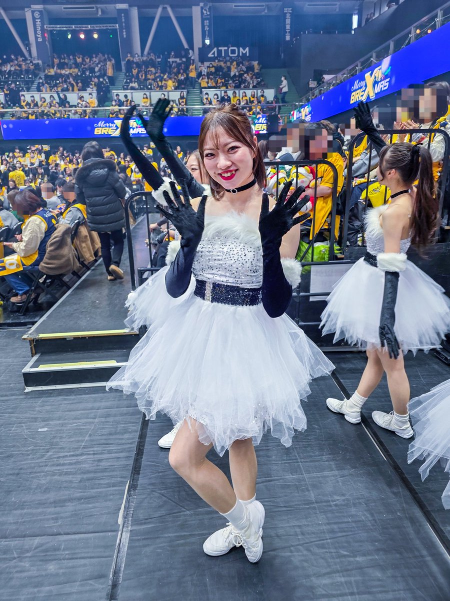 MEGUMI♡ Post by megumi on X: み～て～🫶