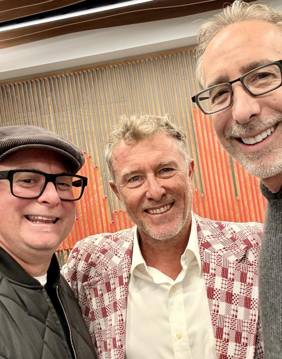 paulcjune's tweet photo. Had a great time at the #SDSI event🤗

#OldSchoolAdvisors #foundingmembers https://t.co/gb3Zn8MQxg
