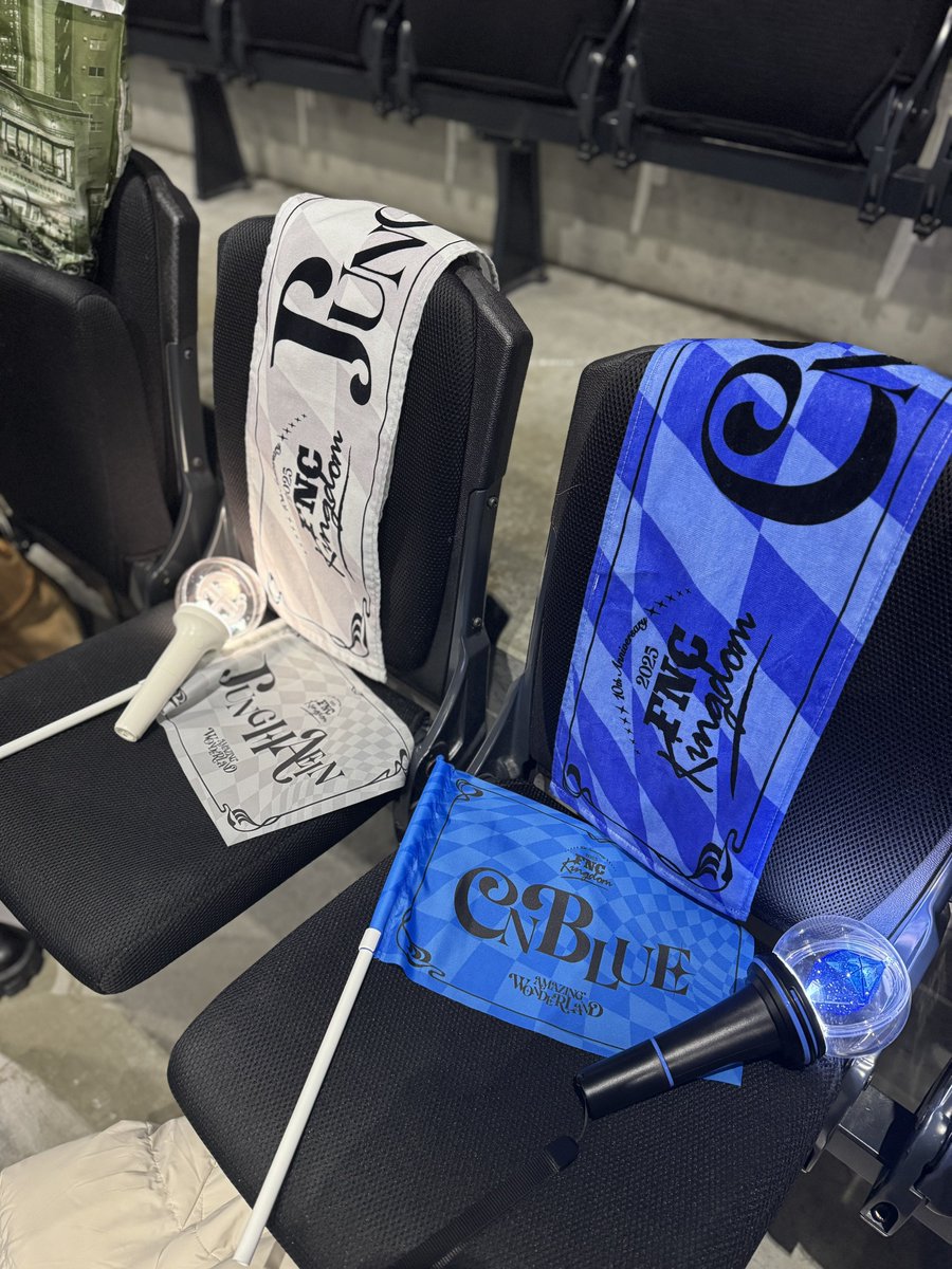 昨日初キングダム𖤐 ̖́-
スタンドだったけどセンターで見やすくてずっと楽しかった〜！！
一緒に行ってくれてありがとう🫂💖

 #FNCKINGDOM