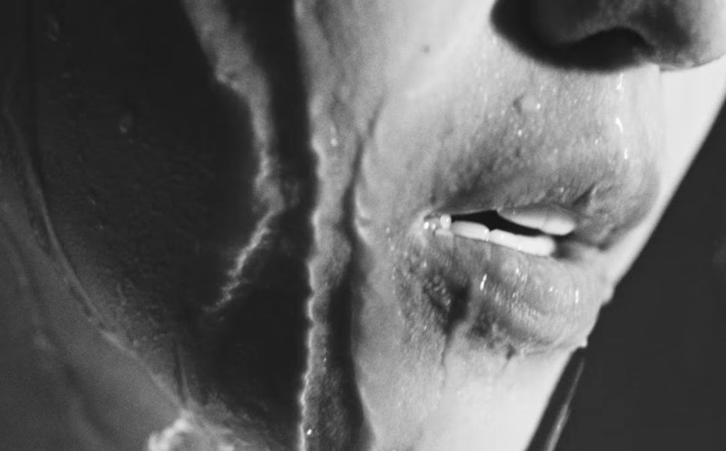 scoups_and_co's tweet image. Regarding the Pretty Woman MV: 

🐶 The two of us tried not to include that (showering) scene 
🍒 Since the clothes &amp;amp; hair get all wet, we filmed it last 
🍒 During the mirror scene, all the staff were right in front of me. I was like, ‘What on earth are we filming right now?’ 😭