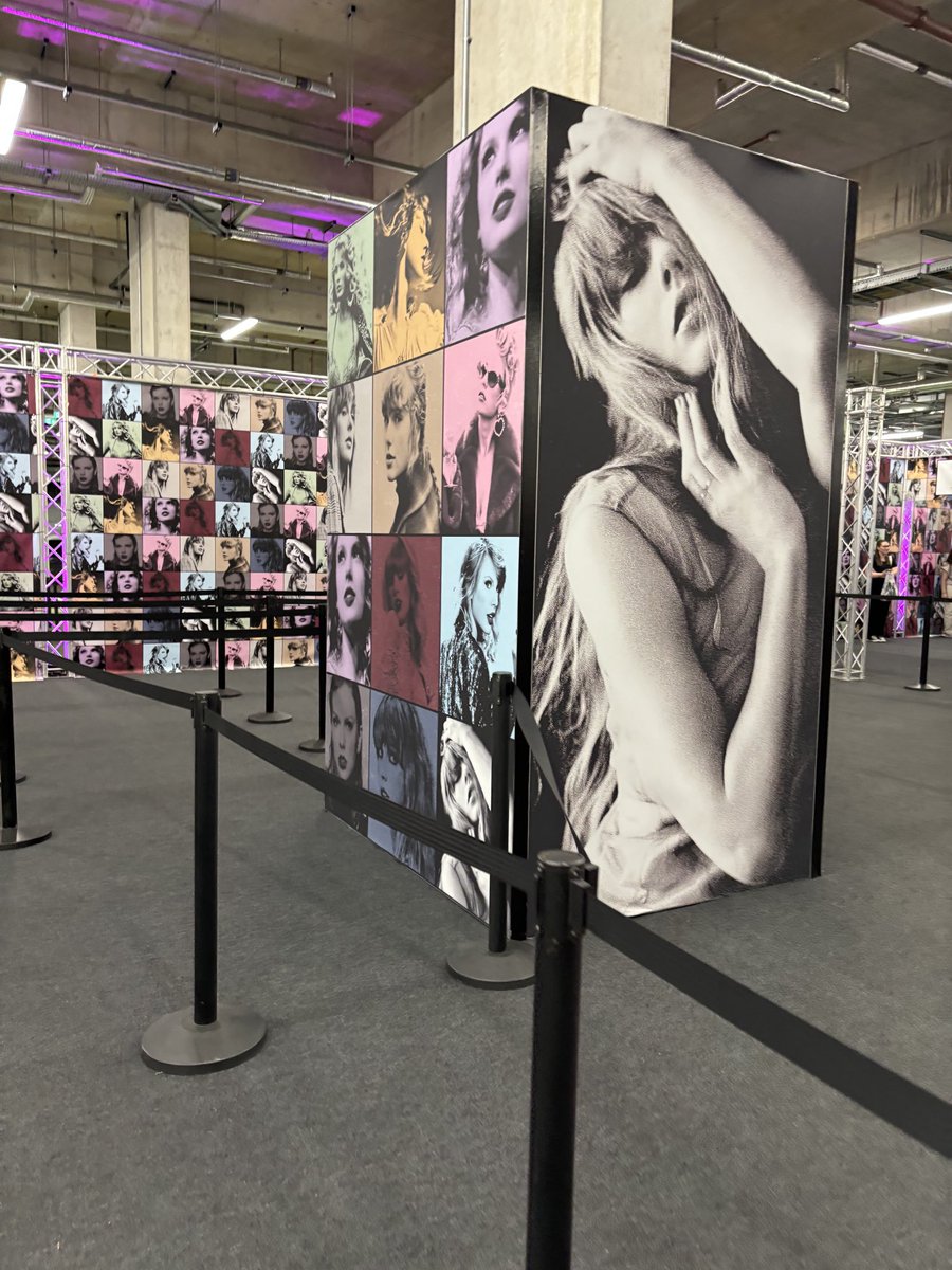 sarina_stitcher's tweet photo. I miss my happy place๐ฉท๐ญ๐ฅน๐ฅบ๐
#TSTheErasTour #TSTheEndOfAnEra #TSTheFinalShow #TSTheErasTourTheFinalShow
#HappyBirthdayTaylorSwift
#HappyBirthdayTaylor
@taylornation13 @taylornation13 @taylorswift13
@DisneyPlus https://t.co/2KsMfWfQjy