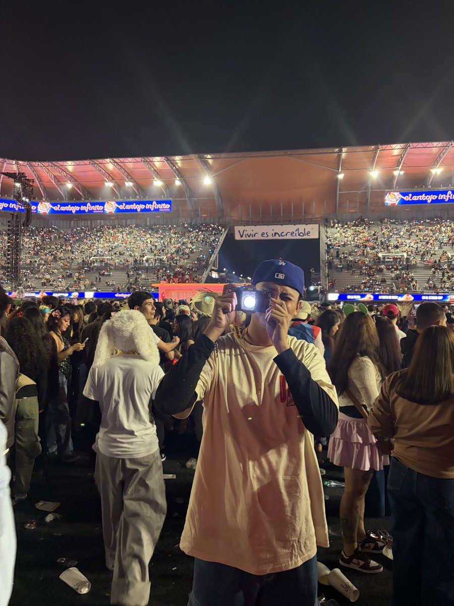 gioramosf's tweet photo. Decidí bien 🐰 https://t.co/OqpNd3iXi4