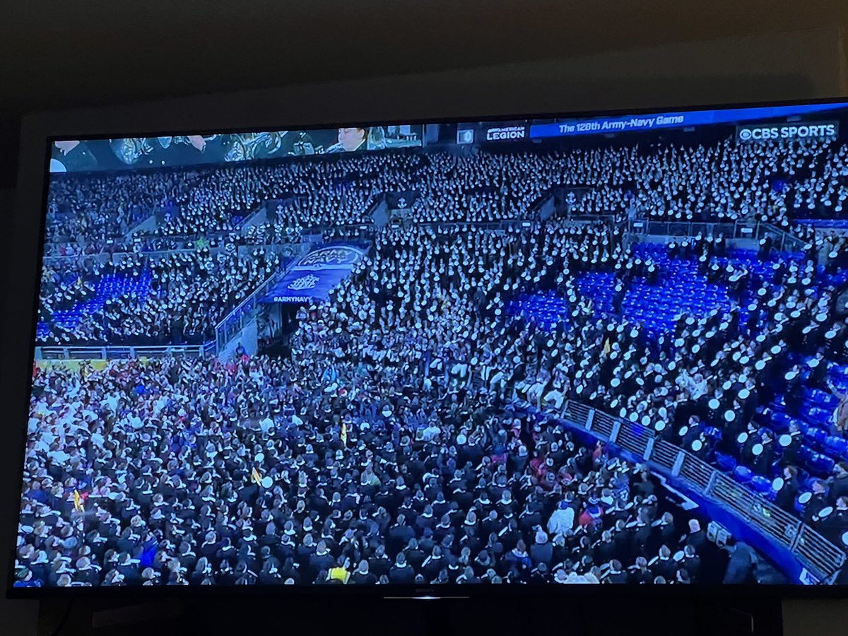 There are no other countries that even competes with the U.S., from the traditional #ArmyNavyGame to the battlefield!🇺🇸 it always makes me proud to watch this game!