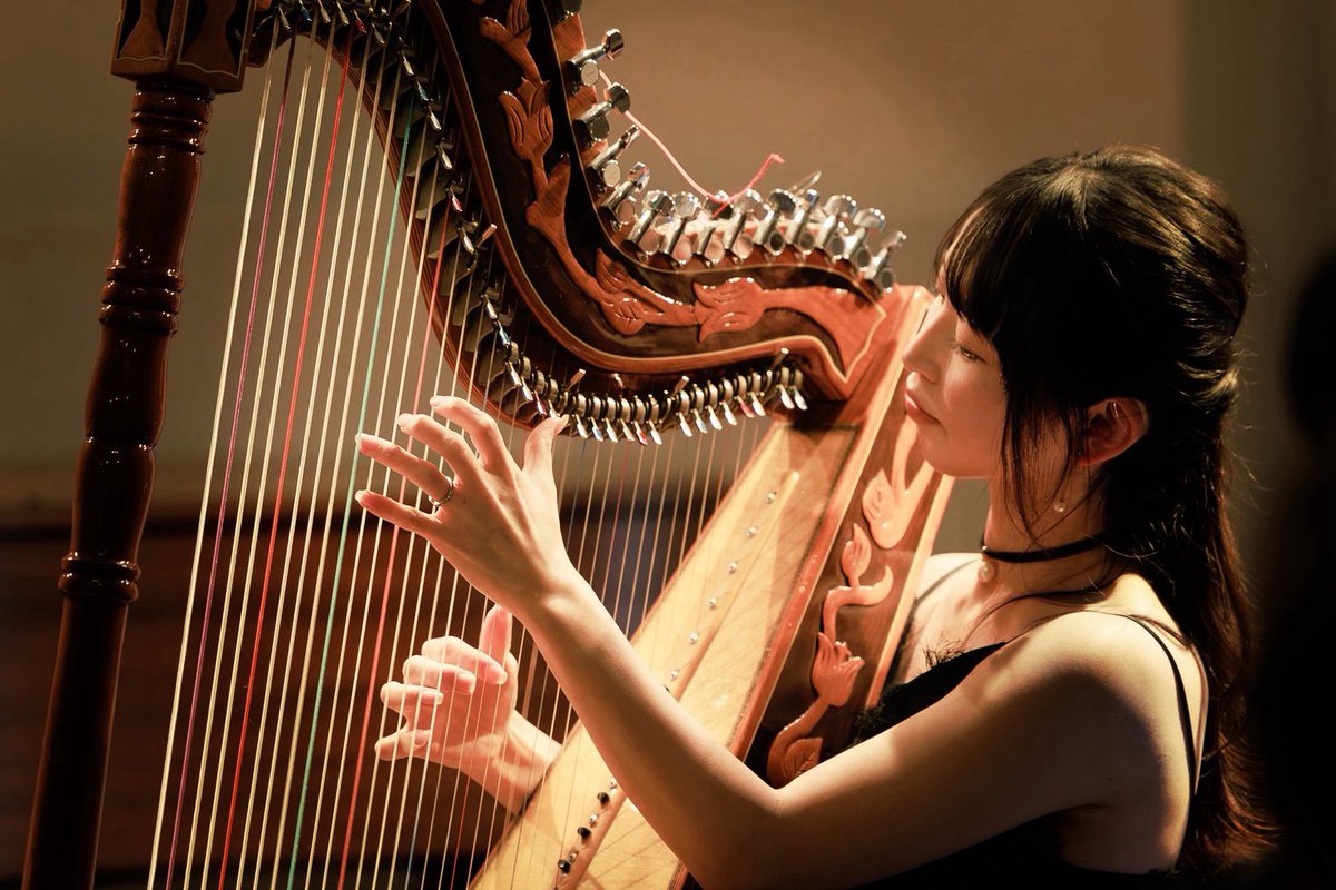 小野華那子 アルパ奏者🎼 tweet media