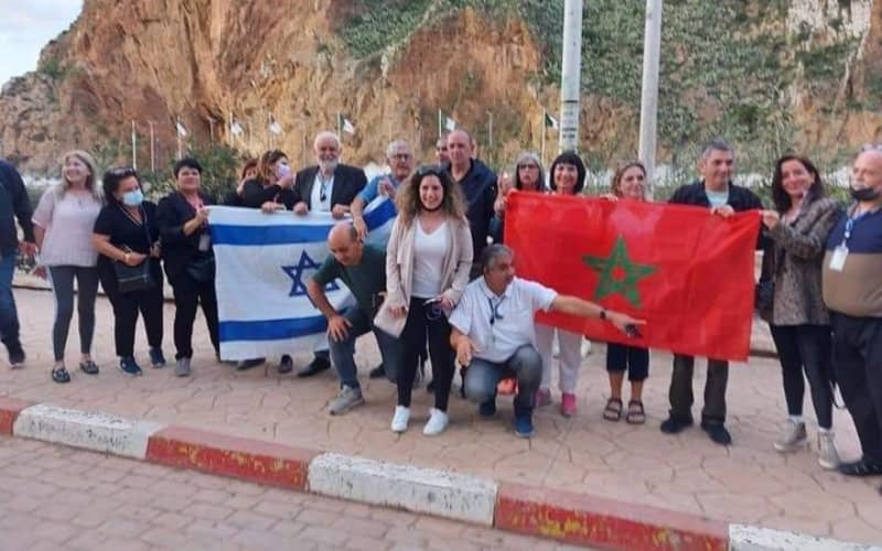 veritetoujours1's tweet photo. 🇲🇦🇮🇱🇨🇵 La france annule la cérémonie du MAK prévue dimanche à Versailles où des élus français de droite et extrême droite nostalgique de la colonisation, des élus marocains et israélien été attendu pour soutenir le MAK contre l’Algérie.
#FreePalestine 🇵🇸
#FreeSaharaOccidental 🇪🇭 https://t.co/6HqIjSlF5j