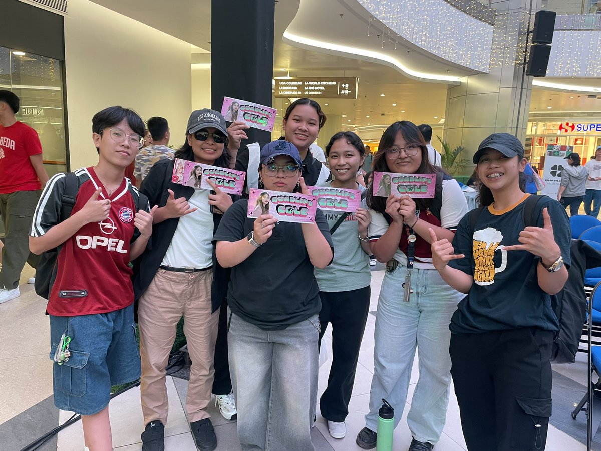 Watching you perform is our 2nd favorite—annoying you will always be 1st 😝 Congrats on Quadlips’ 1st Mall Show PH! 🥳✨ So proud of you, Baby Tower! LnC fam’s always here🥺💖 Wuv u Coley!
Happy Holidays, Lalabs! 💖
#ColeQuadlips #LalabsNicole