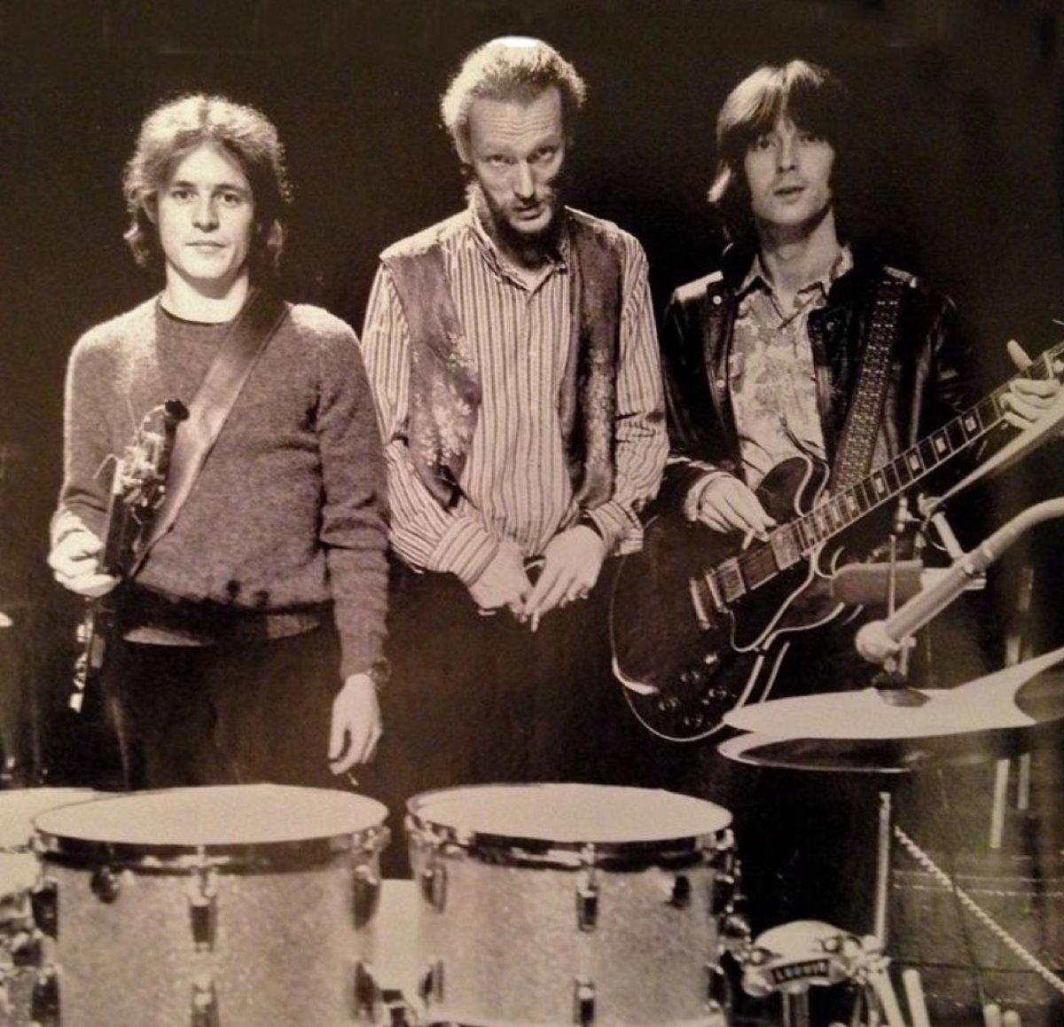 Vintage Rock N’ Roll 🎸 tweet media