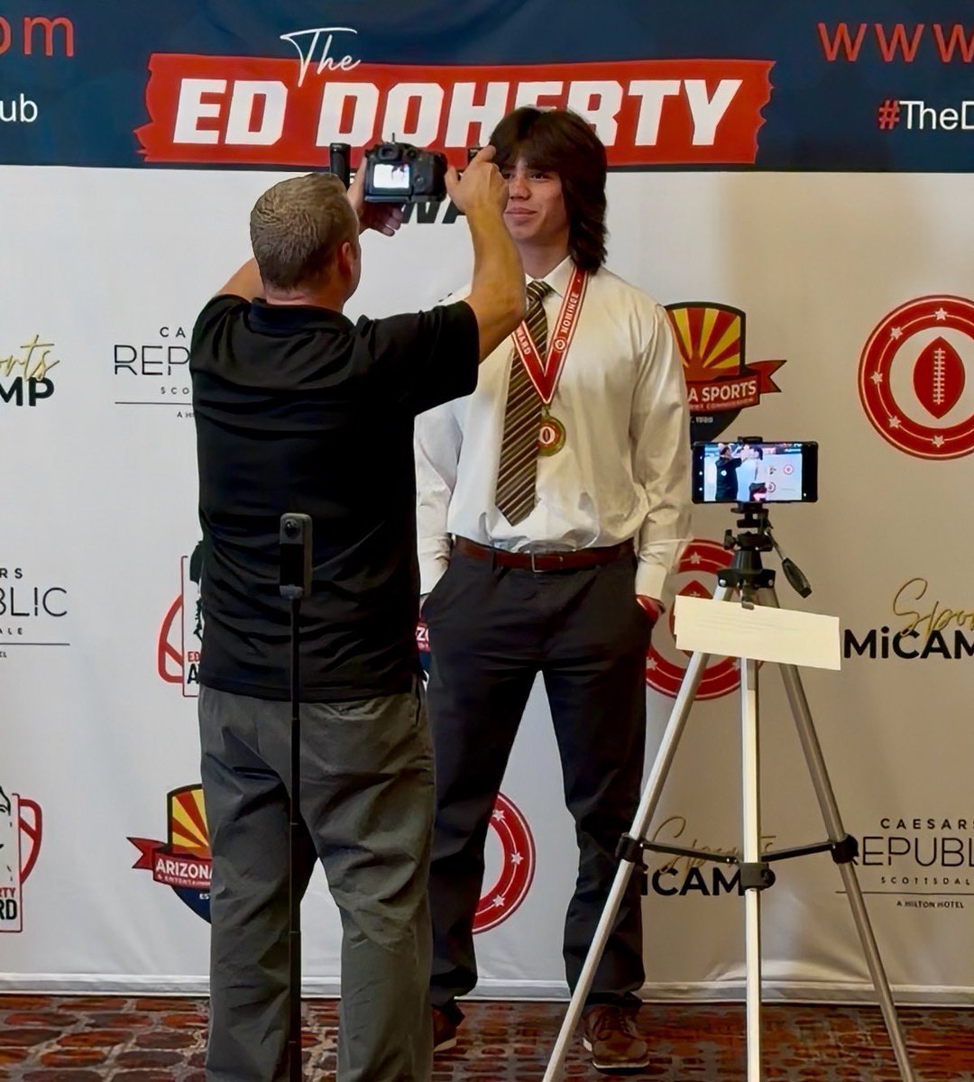 Matthew Avelar tweet media