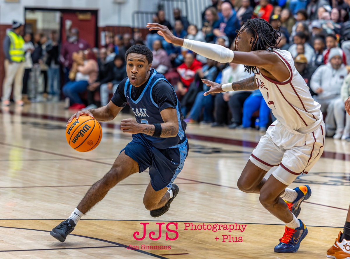 Simba426's tweet image. Maxpreps professional images from the @BTHSEastLancers game vs #BellevilleWest @East_Basketball @BEAthTrainer @CoachHarriso  @MaroonMadnezz @BWestAthletics @BellevilleWest1 @SwicAthletics @stlsportsphoto 
Images are available at: bit.ly/452bIkT
Please Retweet. Thanks!