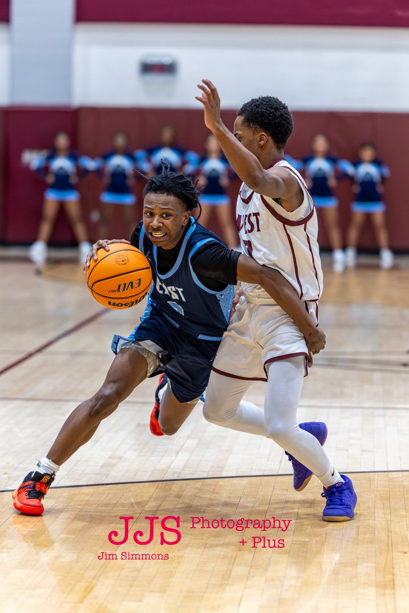 Simba426's tweet image. Maxpreps professional images from the @BTHSEastLancers game vs #BellevilleWest @East_Basketball @BEAthTrainer @CoachHarriso  @MaroonMadnezz @BWestAthletics @BellevilleWest1 @SwicAthletics @stlsportsphoto 
Images are available at: bit.ly/452bIkT
Please Retweet. Thanks!