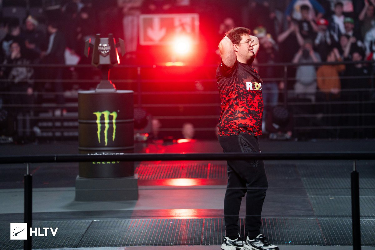 HLTVorg's tweet photo. 🕺🕺🕺 @karriganCSGO https://t.co/SKIxO70PRb