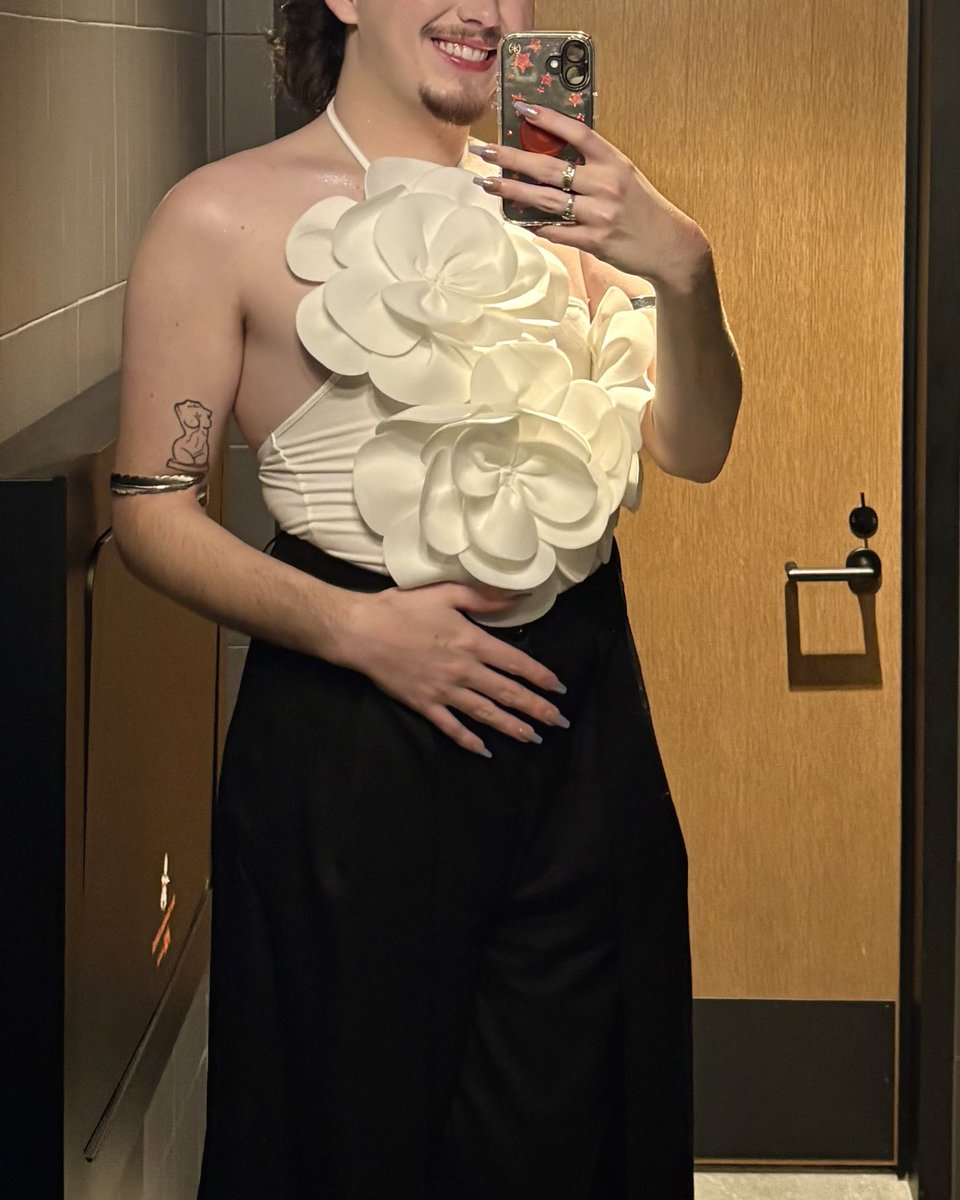 Logan Vaught tweet media