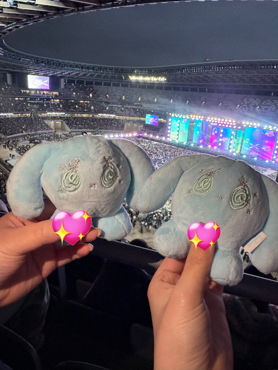 しっかり天井飛ばされたけどここから掛け声飛ばしたよー！！
IDID最高😭💖

あとドゥドゥつけてる方何人か見つけたの嬉しすぎた👀🫶