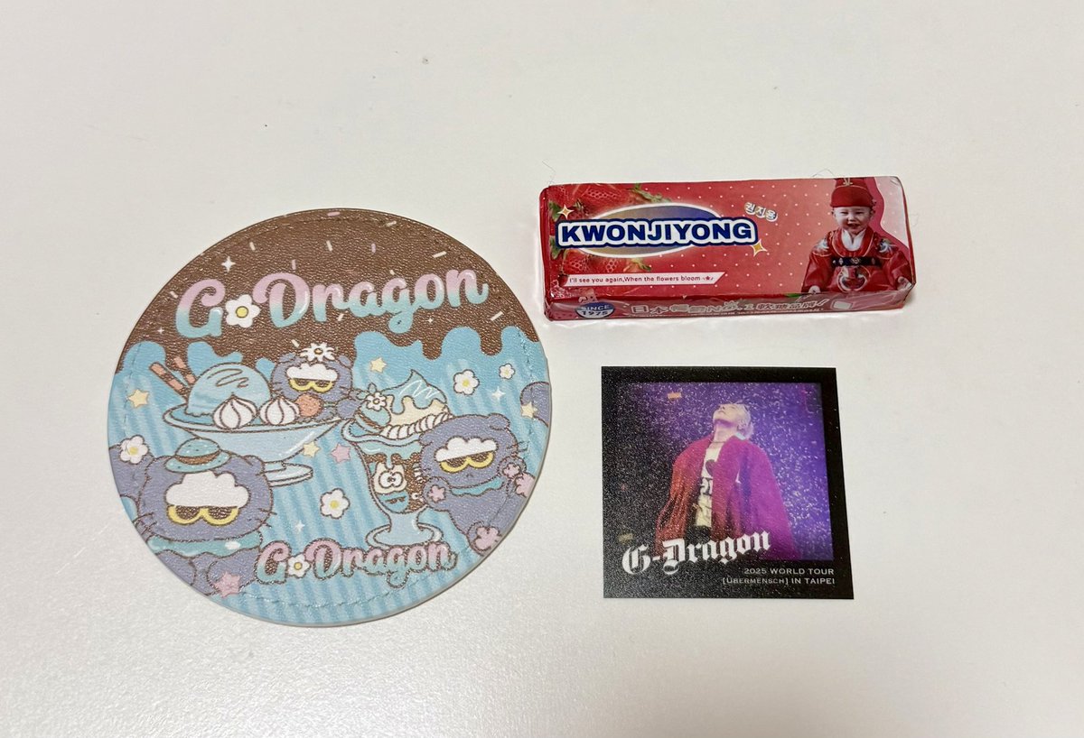 some of my cute freebies from yesterday 🩵🩵